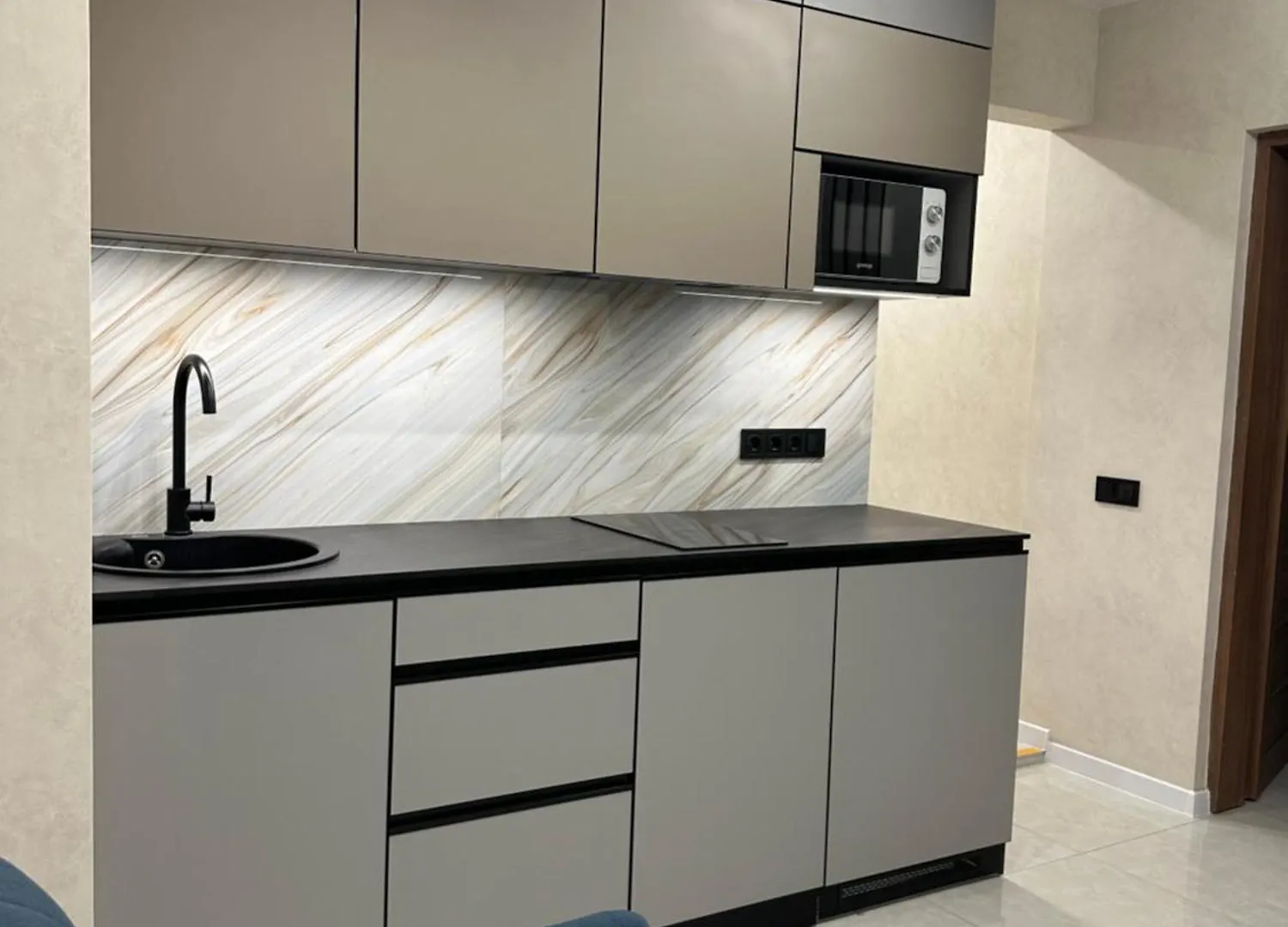 Apartament Нова Квартира Поруч З Метро Kijów